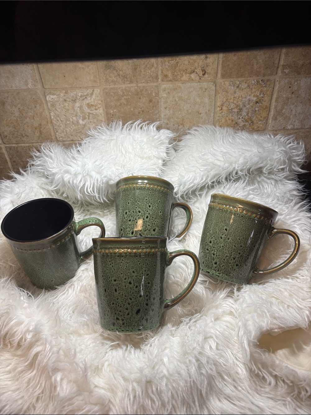 Elama Jade Green Ceramic Stoneware Coffee Mugs Set of 4 Durable Beaded Mottled